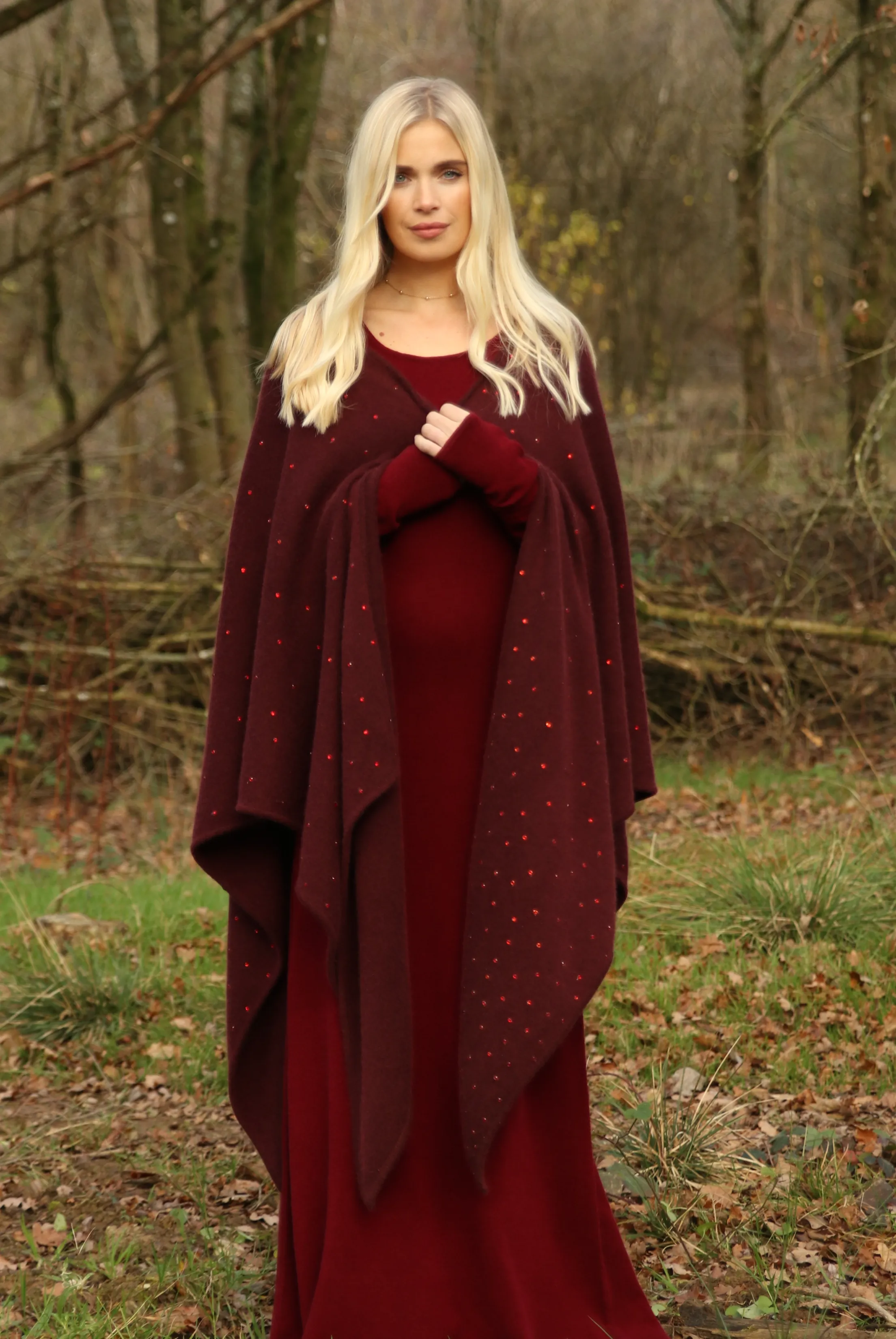 AVALON JEWELLED CASHMERE CAPE BURGUNDY