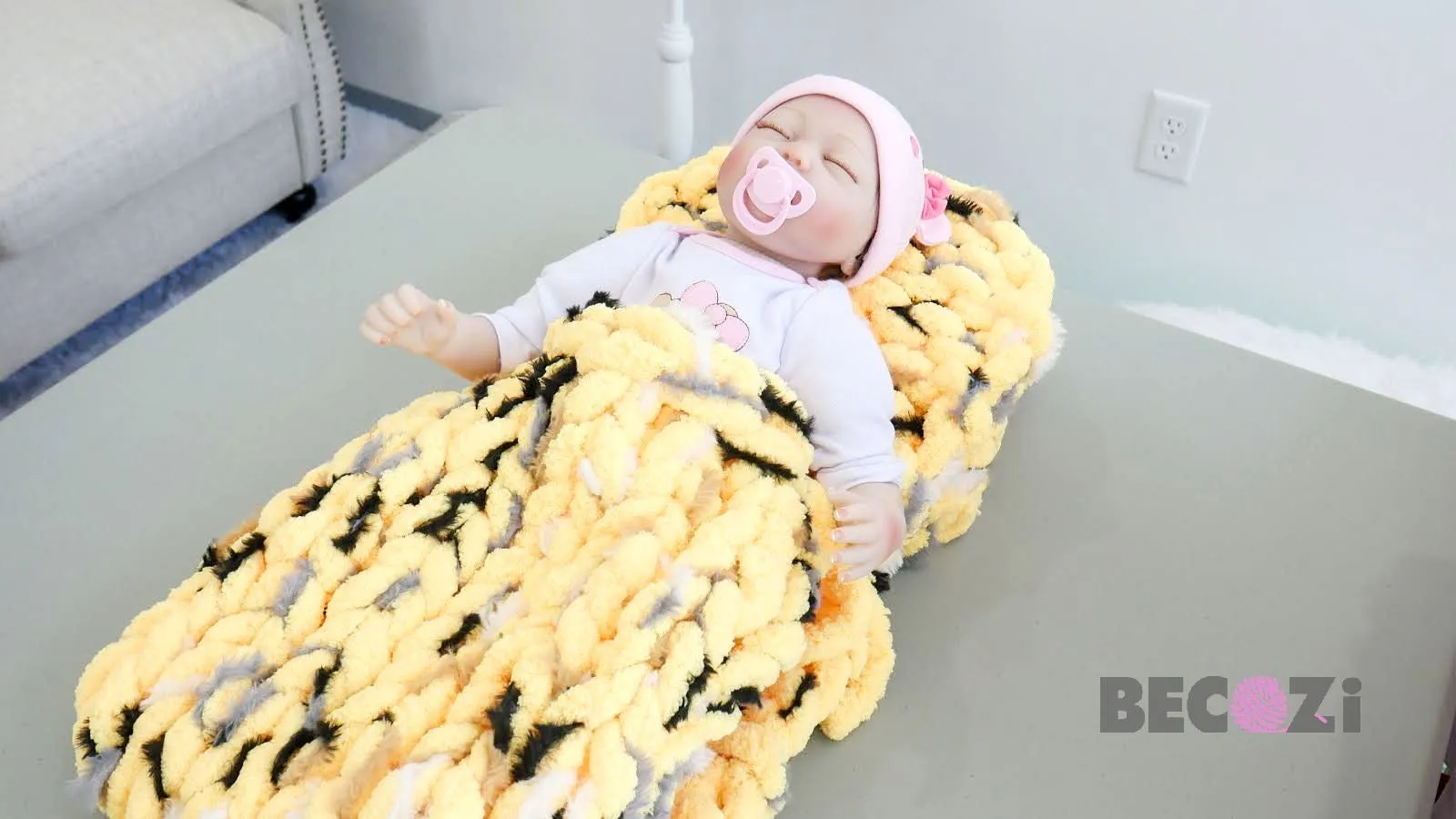 Chenille Yarn DIY Knit Kit - Baby Sleeping Bag