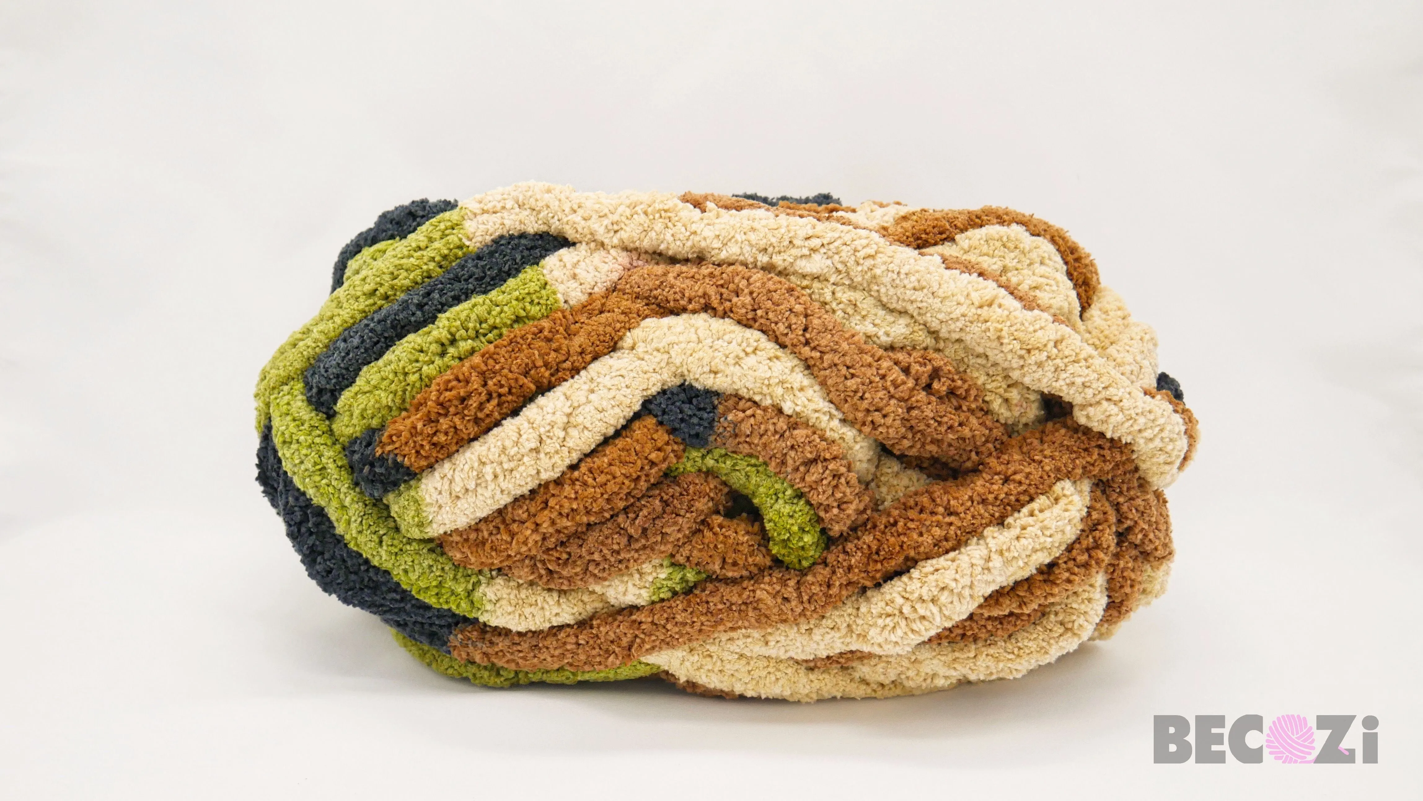 Chenille Yarn DIY Knit Kit - Baby Sleeping Bag