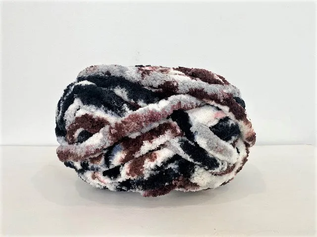 Chenille Yarn DIY Knit Kit - Baby Sleeping Bag