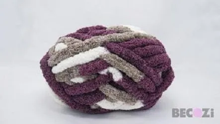 Chenille Yarn DIY Knit Kit - Baby Sleeping Bag