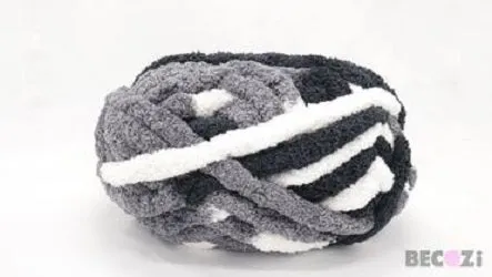 Chenille Yarn DIY Knit Kit - Baby Sleeping Bag