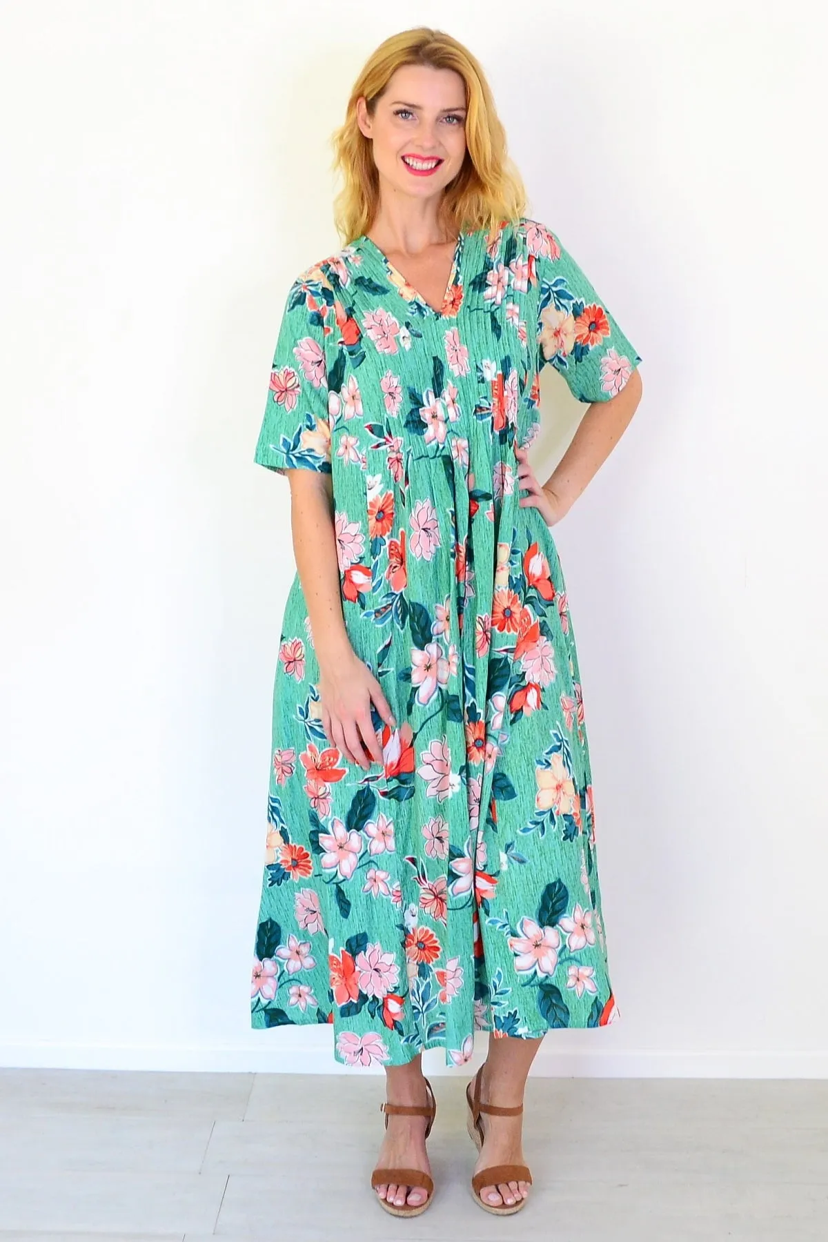 Kaleici Pleated Dress
