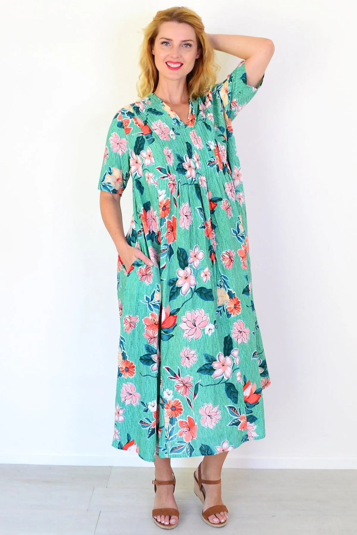 Kaleici Pleated Dress