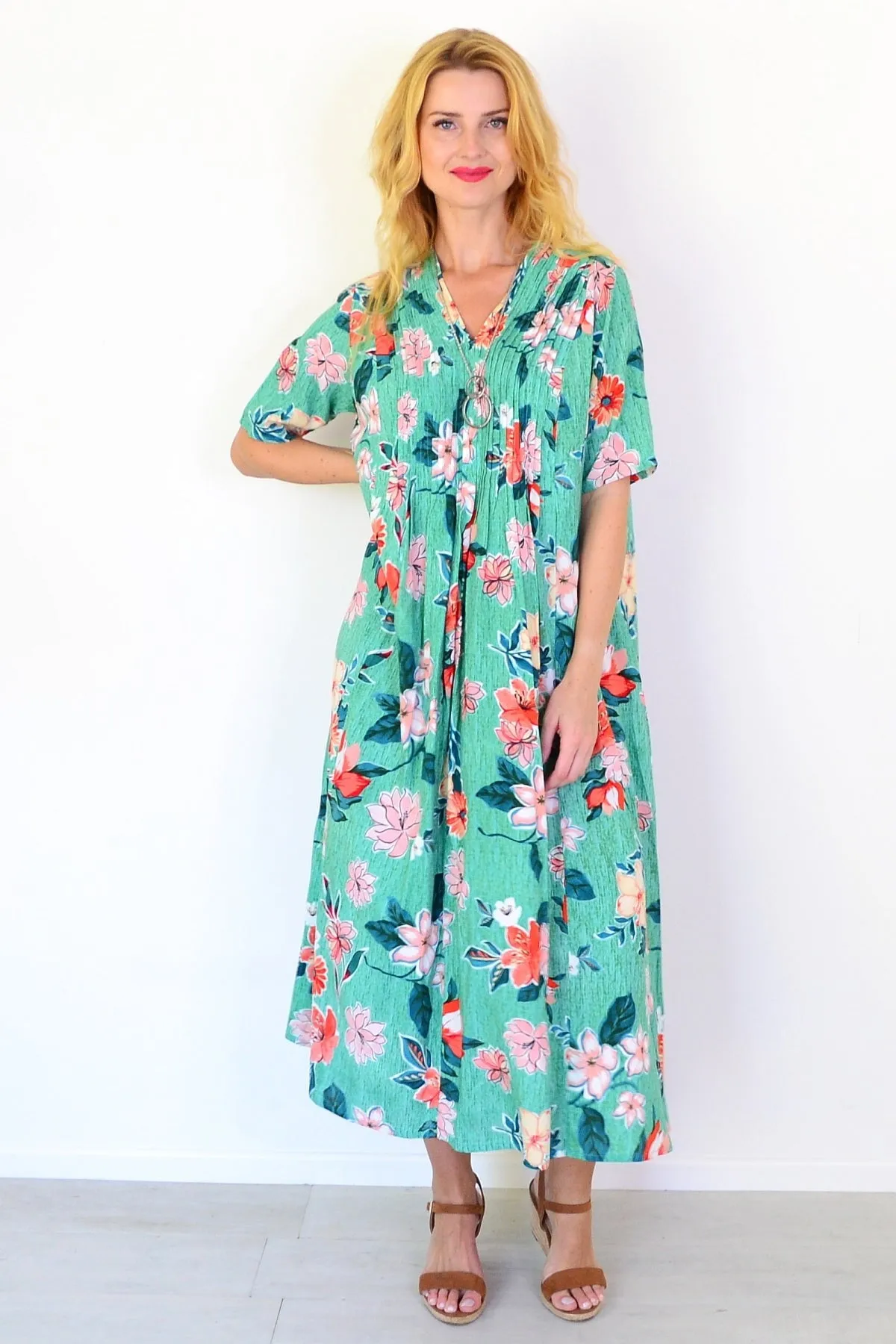 Kaleici Pleated Dress