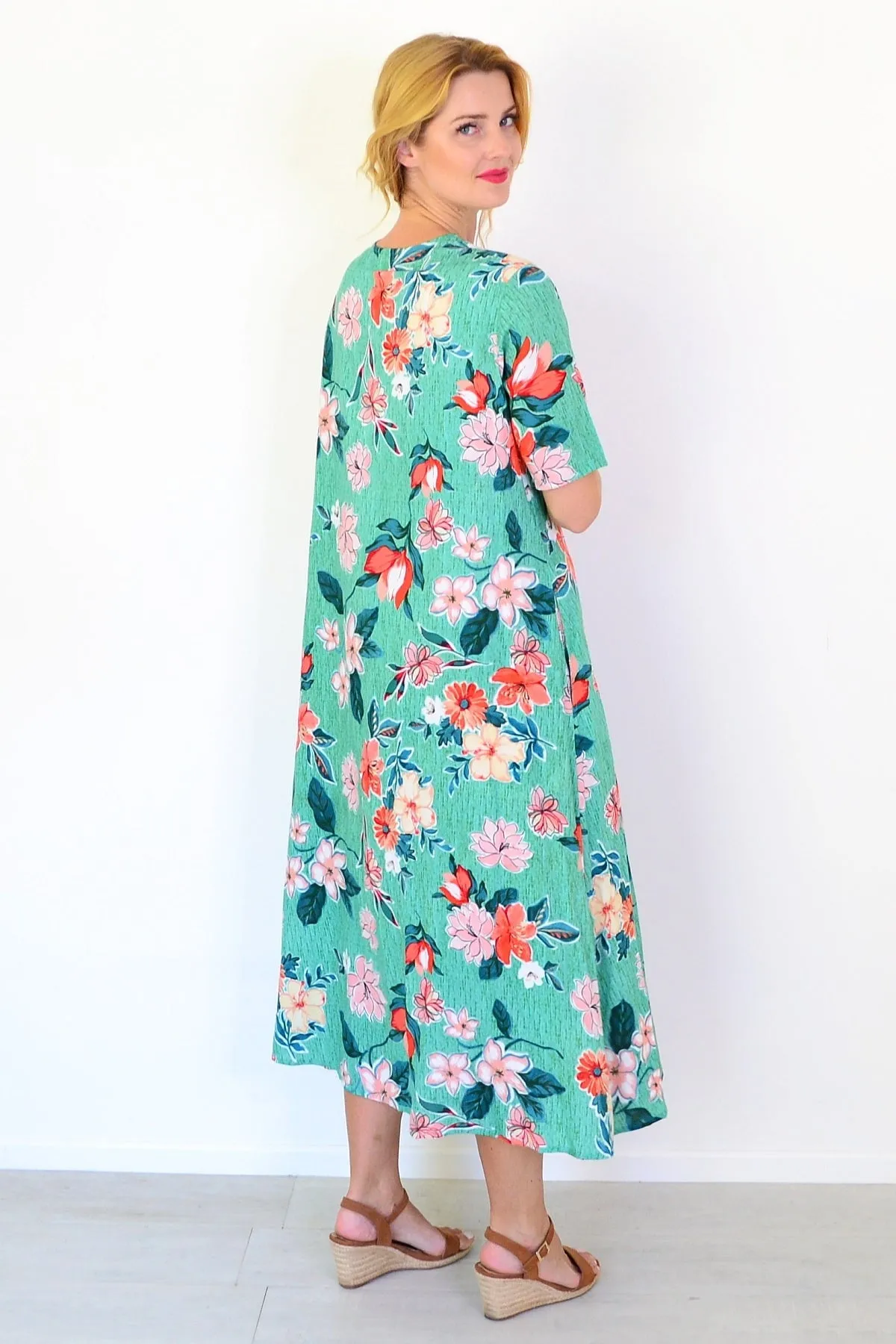 Kaleici Pleated Dress