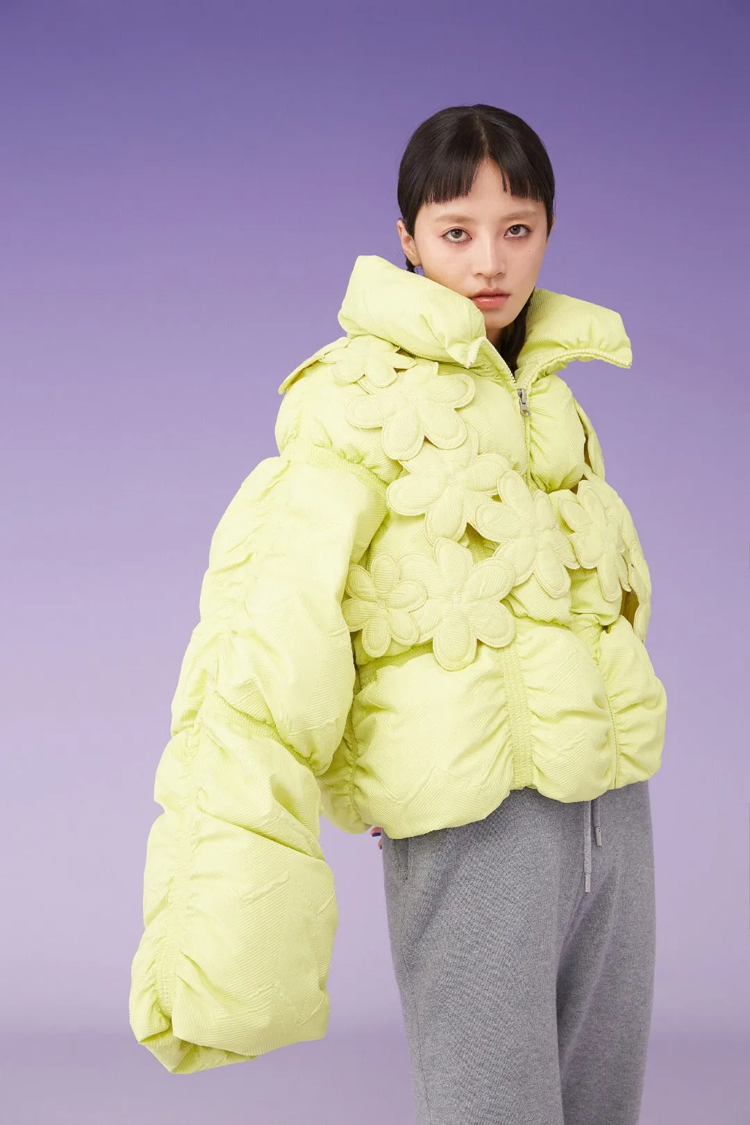Mukzin | 3D Floral Cropped Down Coat