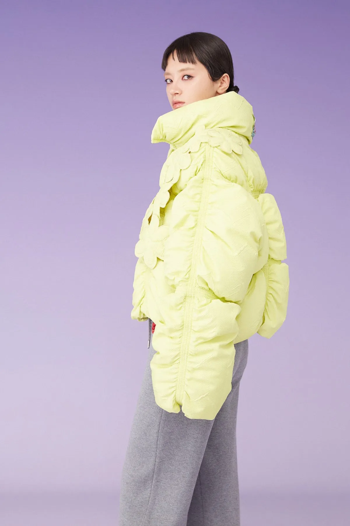 Mukzin | 3D Floral Cropped Down Coat