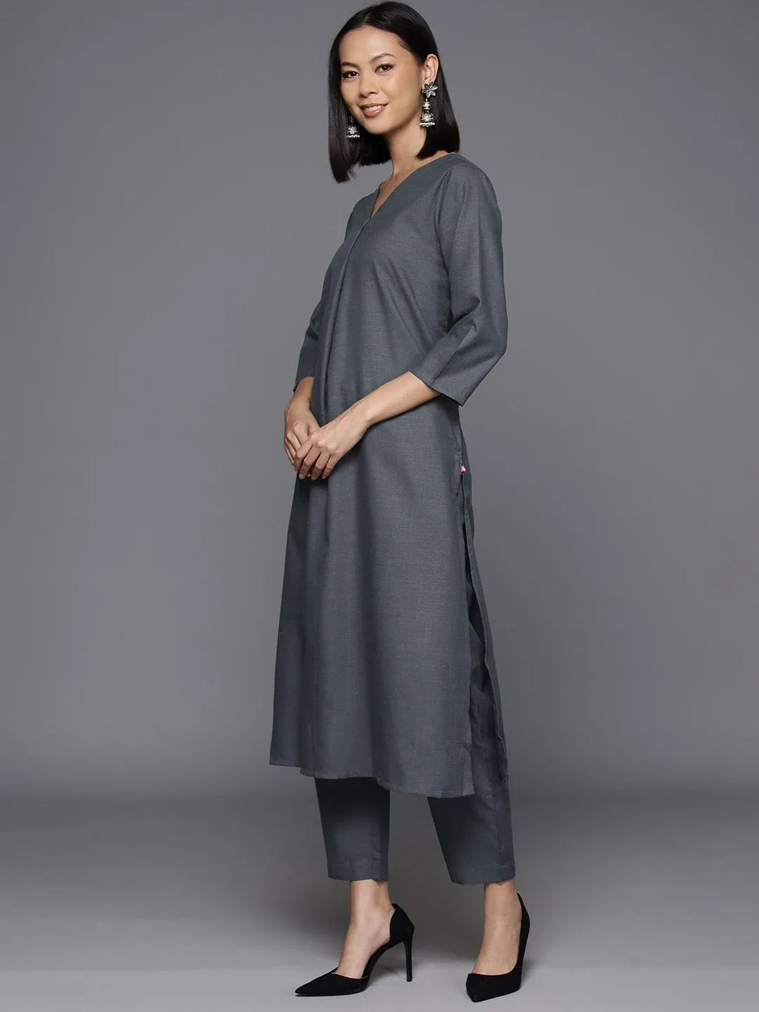 Varanga Women Grey Solid A-Line Tunic Paired With Tonal Bottom
