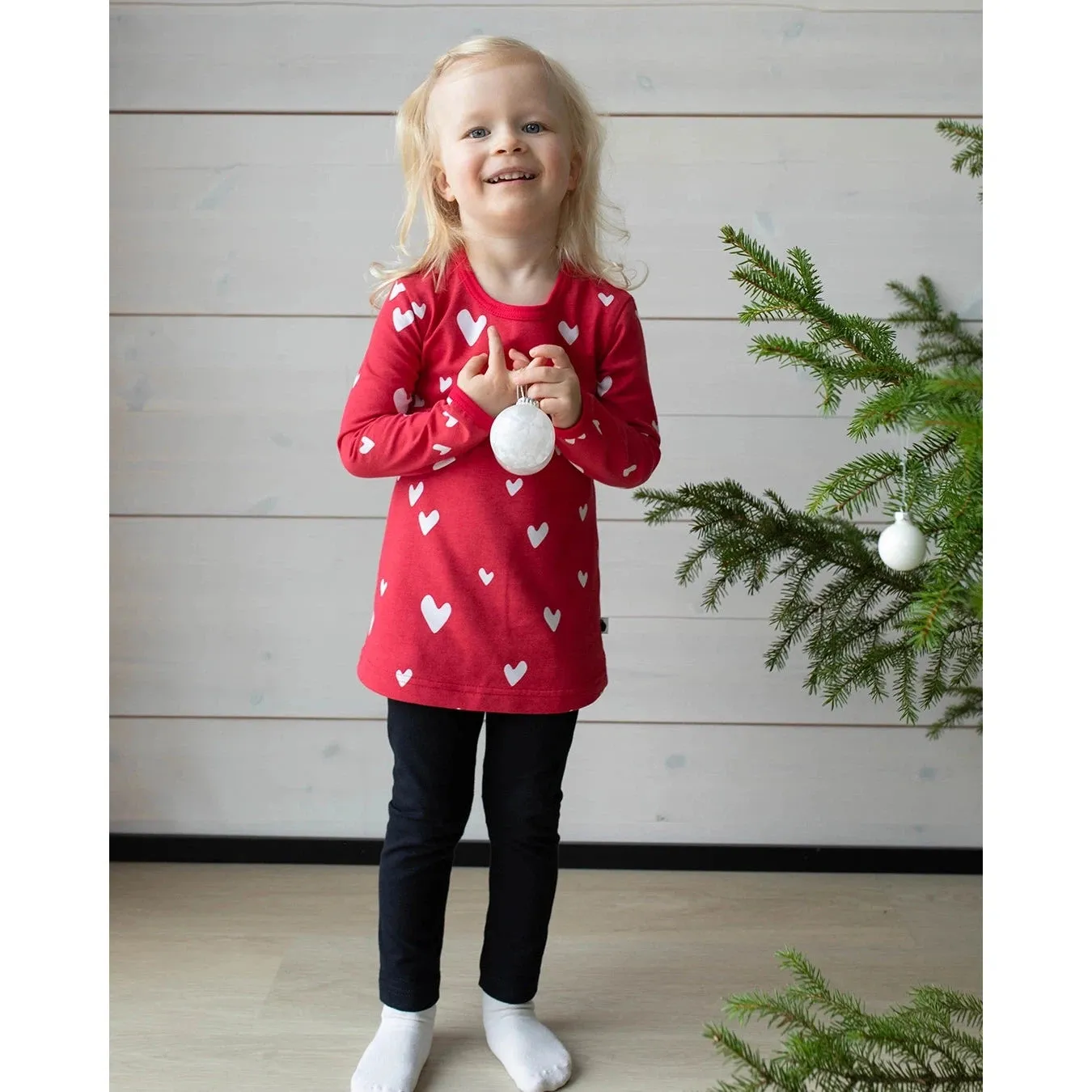 VIENO Long Sleeve Tunic - Hearts in Red